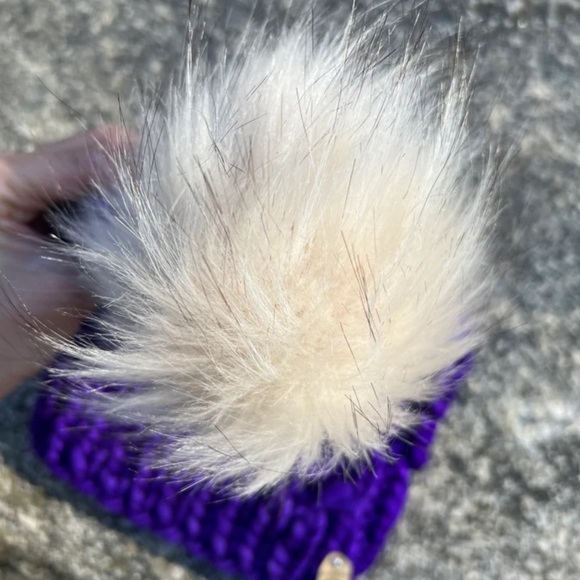 The Painted Lady Knit Wool Beanie - Picture 9 of 9